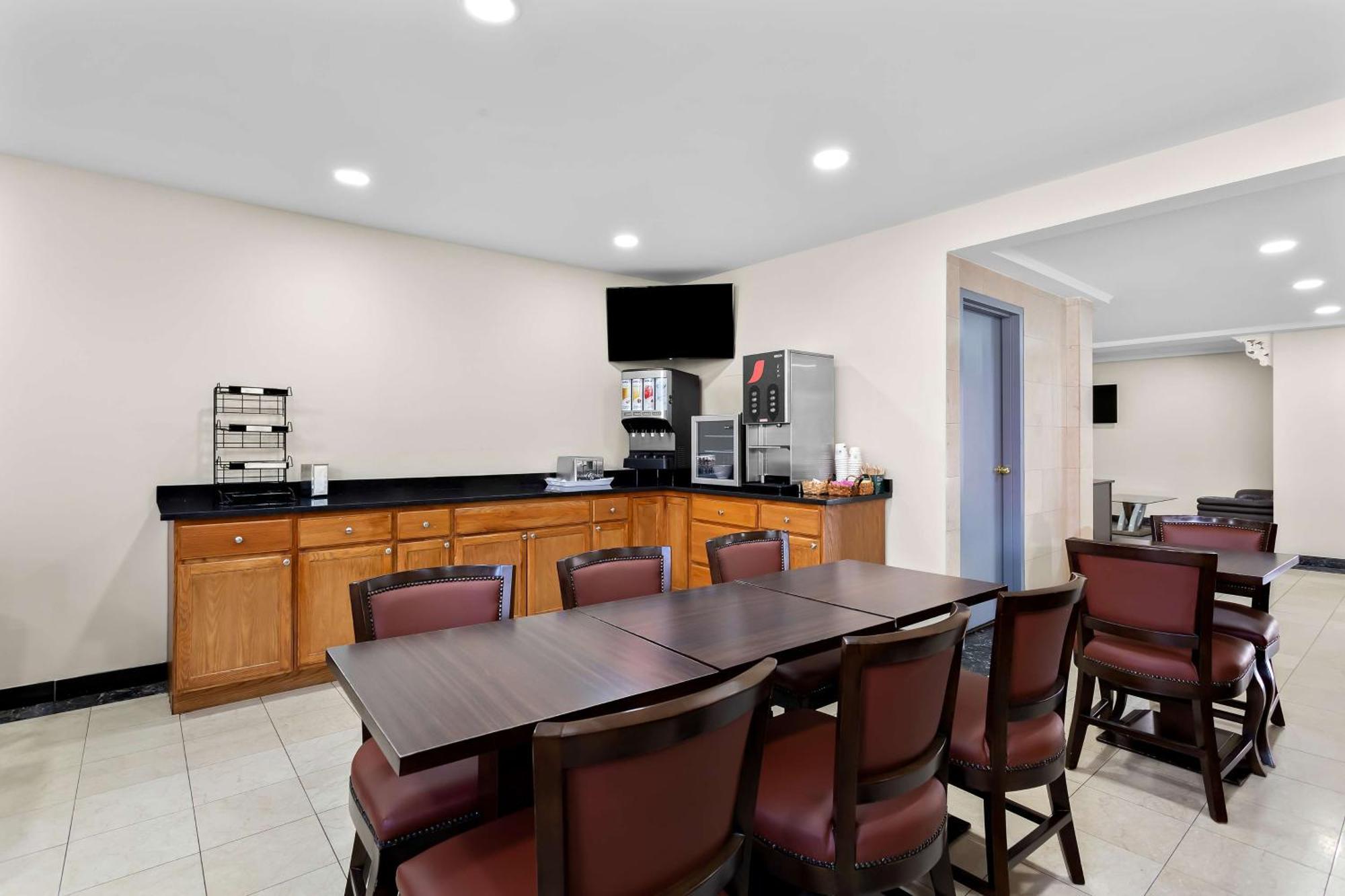 Surestay Plus By Best Western Windsor Zewnętrze zdjęcie