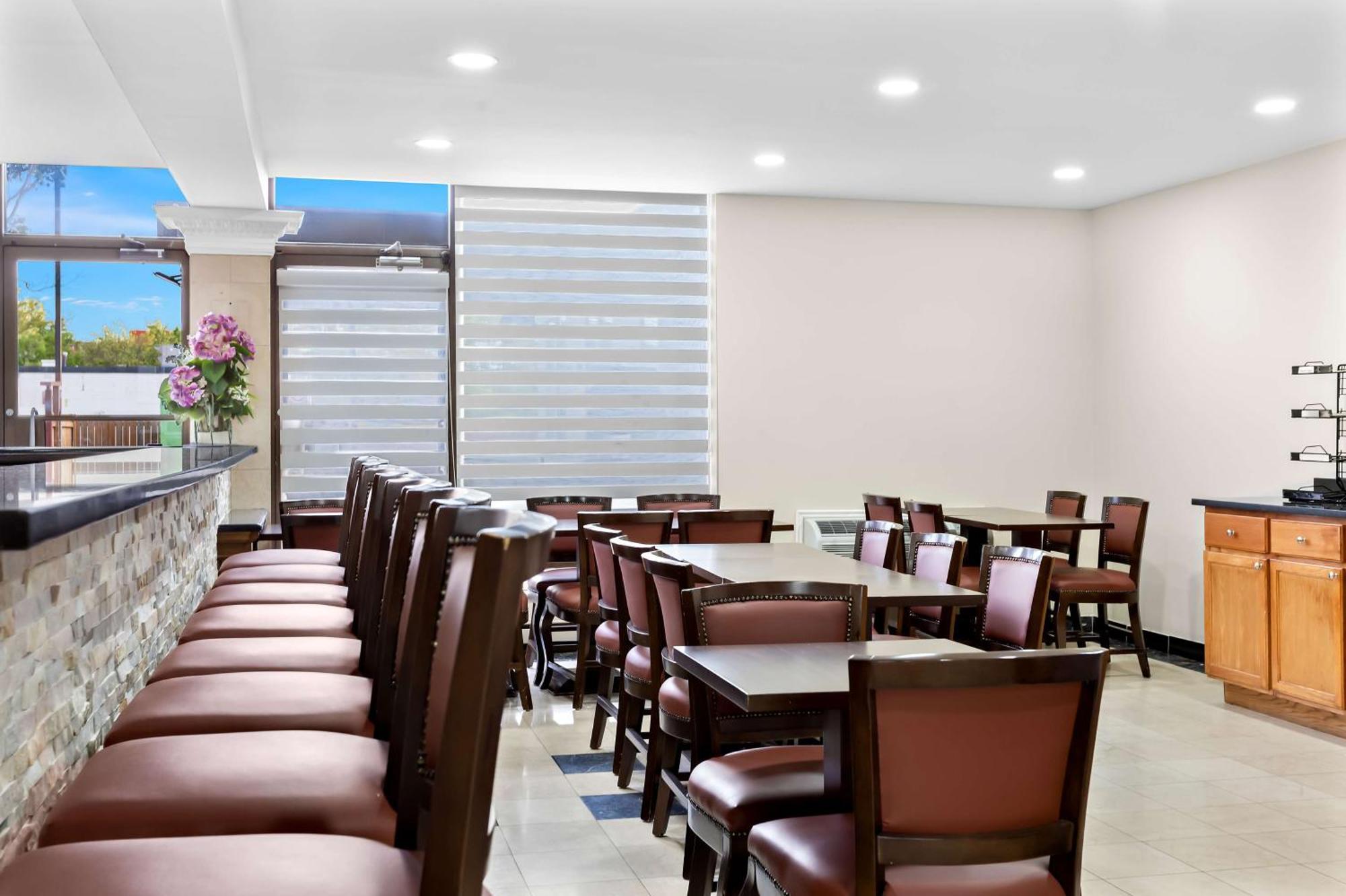 Surestay Plus By Best Western Windsor Zewnętrze zdjęcie