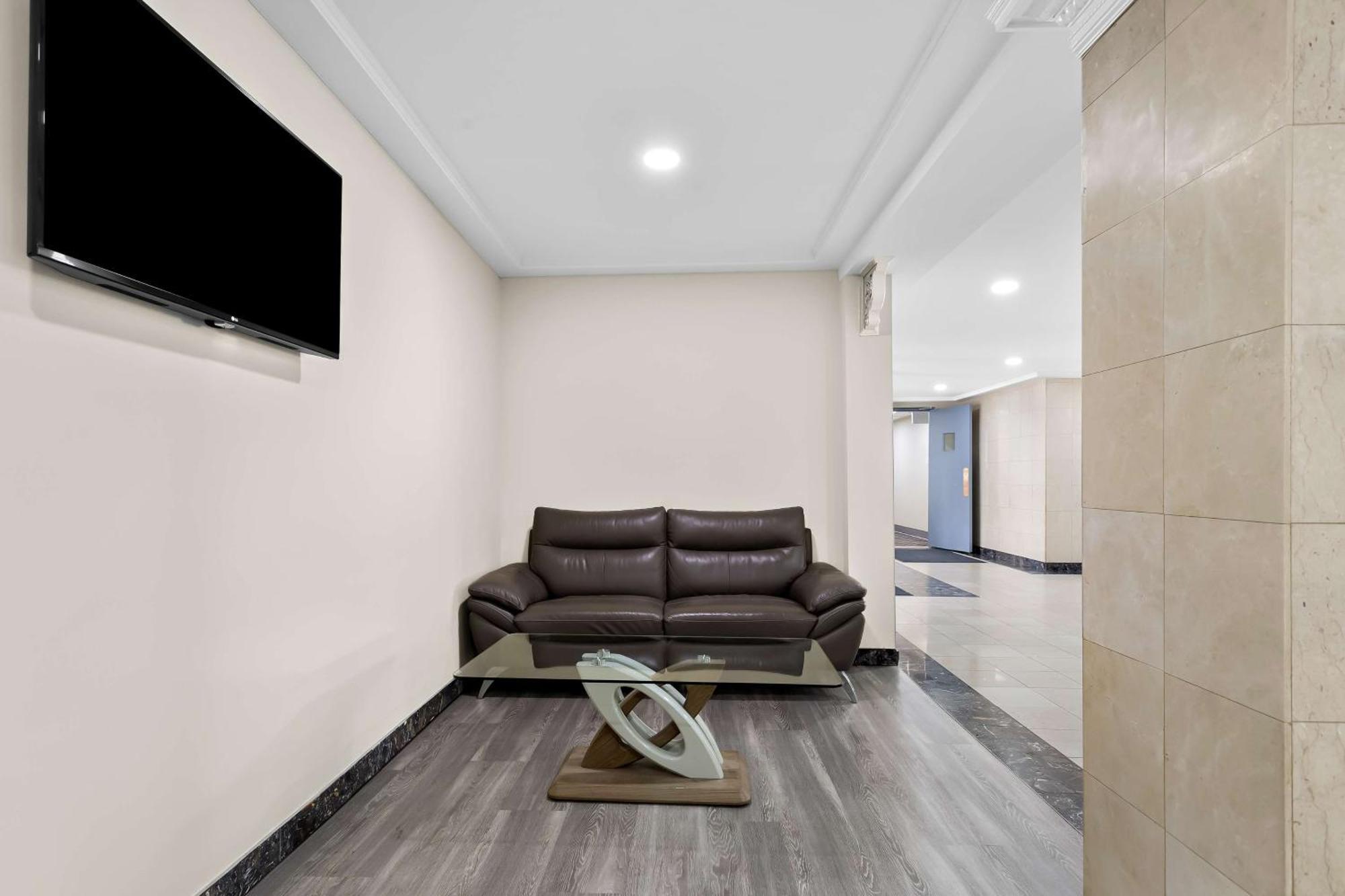 Surestay Plus By Best Western Windsor Zewnętrze zdjęcie