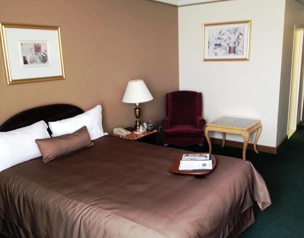 Surestay Plus By Best Western Windsor Zewnętrze zdjęcie